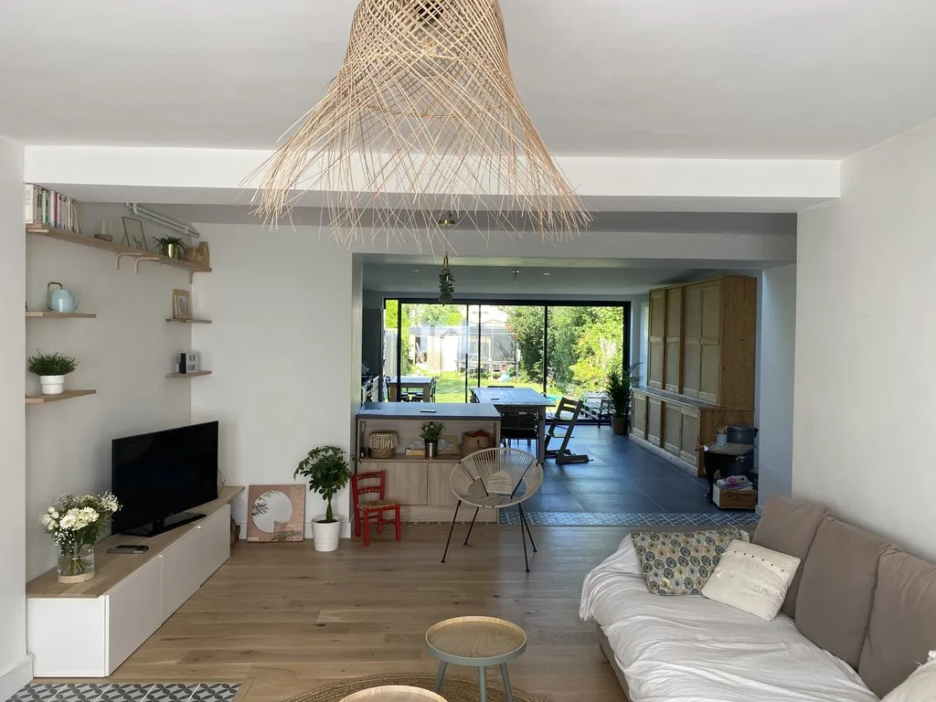 Extension d'une maison à Marcq-en-Barœul - après, le séjour vers l'extension