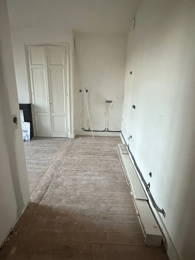Transformation d'un studio en T2 à Lille - avant, la cuisine