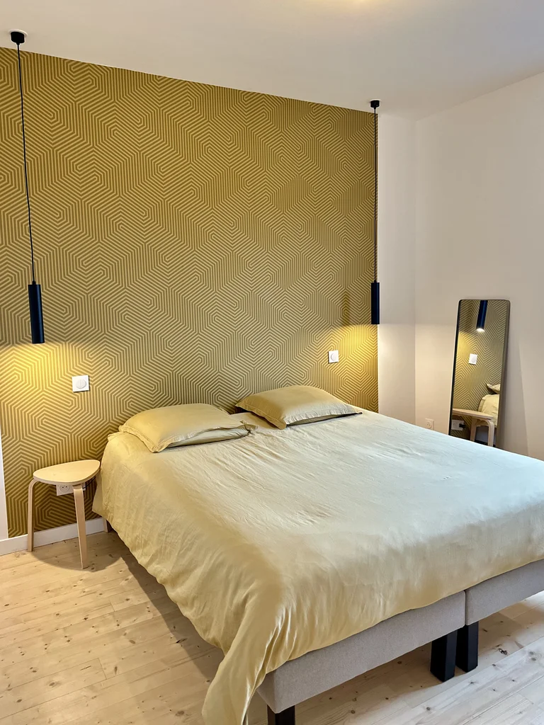 Rénovation complète et création d'une extension - après, la suite parentale
