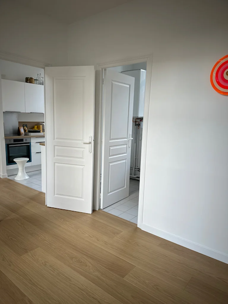 Rénovation d'un T2 dans le Vieux-Lille - après, l'entrée